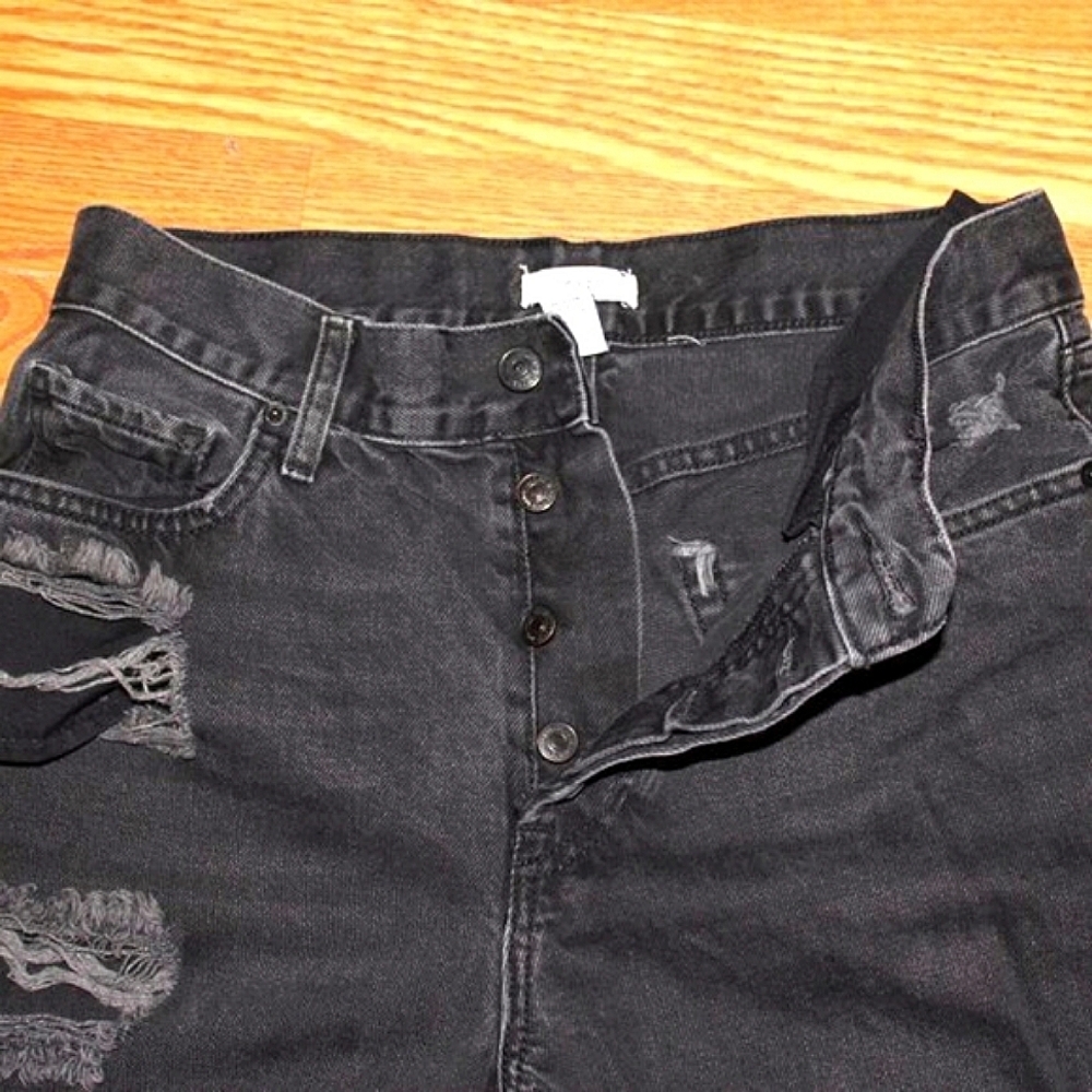 Forever 21 Distressed Black Jeans - Size 28 - Thrashed Y2K Grunge